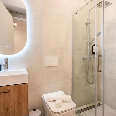 Apartmán E23 - Grand Boulevard Design Loft - Location By Bqa *