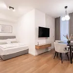 Apartamento E23 - Grand Boulevard Design Loft - Location By Bqa