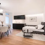 E23 - Grand Boulevard Design Loft - Location By Bqa