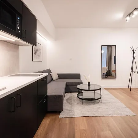 E23 - Grand Boulevard Design Loft - Location By Bqa Appartement Boedapest
